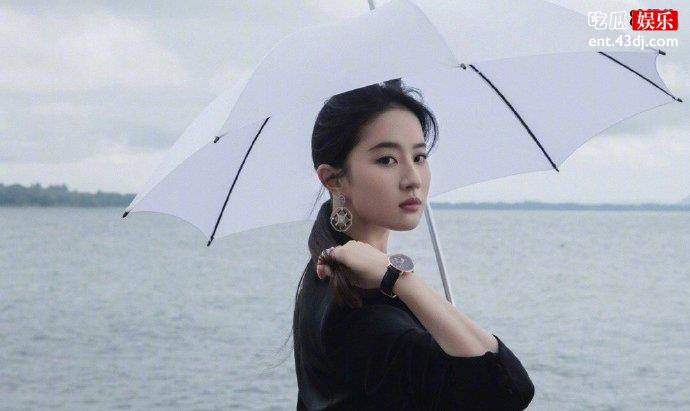 刘亦菲瑞士西装杀