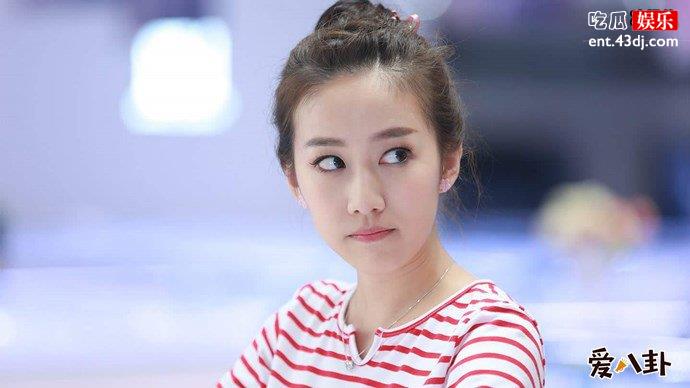 刘美含写真