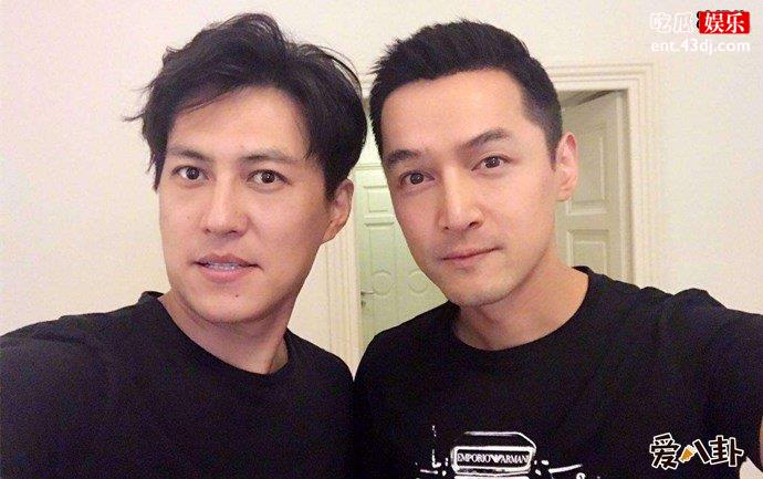 靳东胡歌亲密合影