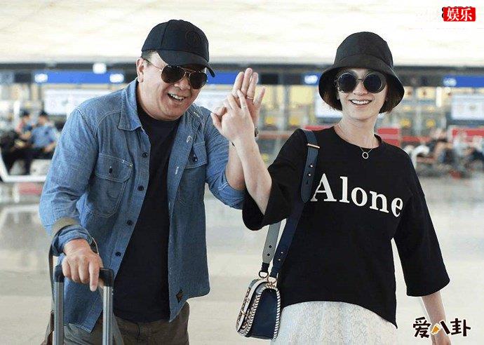 李小冉与徐佳宁结婚照