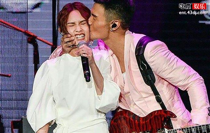 李荣浩与未婚妻杨丞琳