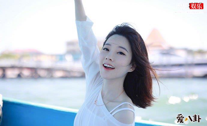 冯提莫宣布暂停直播