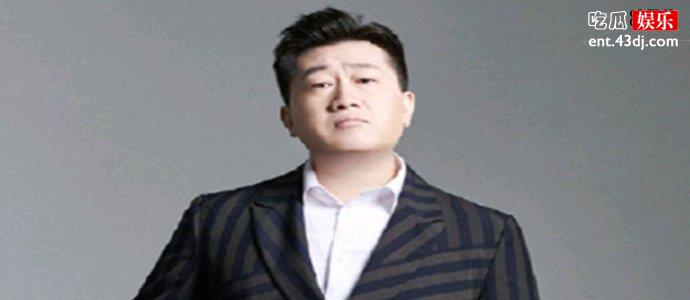 张鹤伦照片