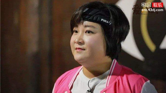 贾玲妈妈什么时候去世的 