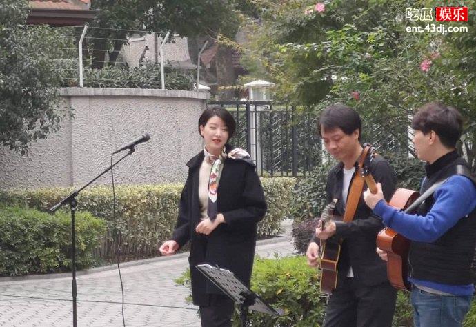 李亚鹏新女友照片