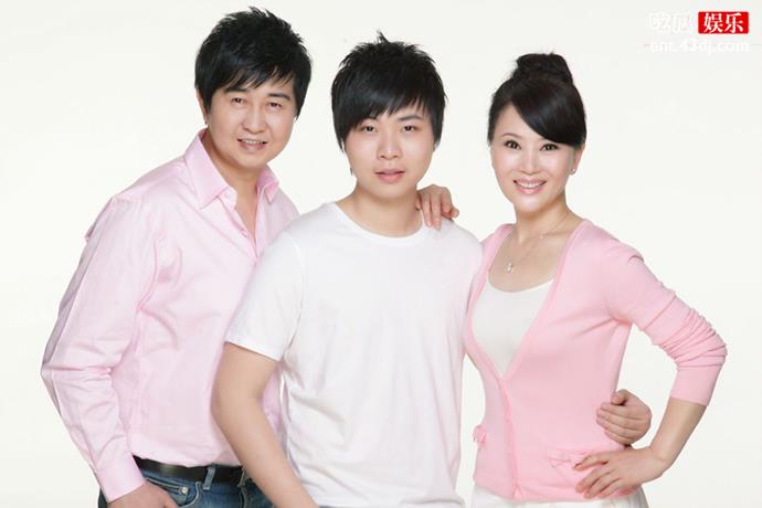 任静付笛声和儿子付豪