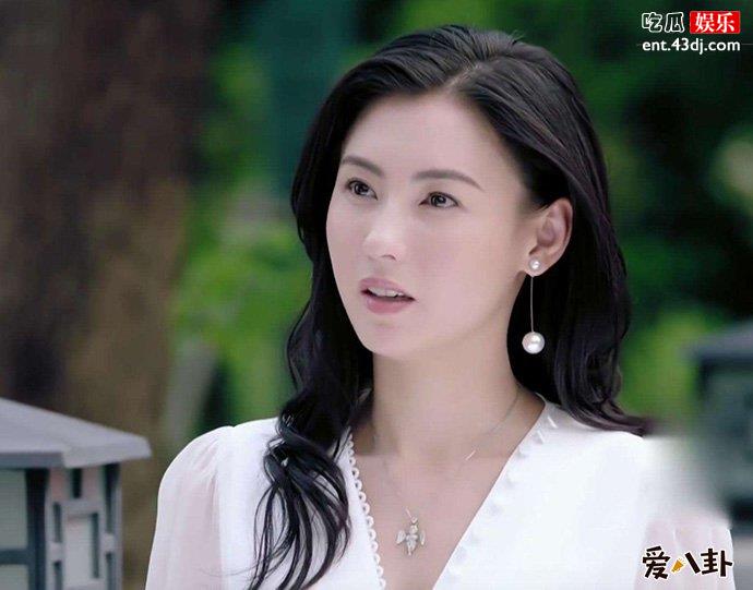 张柏芝与空姐起争执被赶下飞机