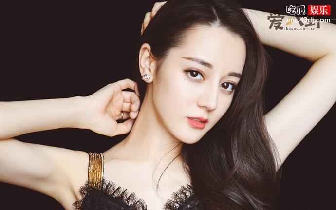 迪丽热巴直播时遭求婚