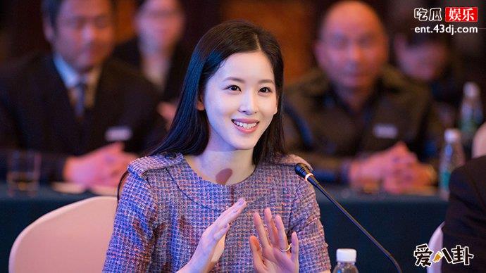 26岁的章泽天人生经历丰富