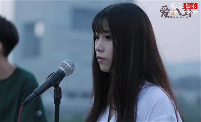 烟火里的尘埃被禁