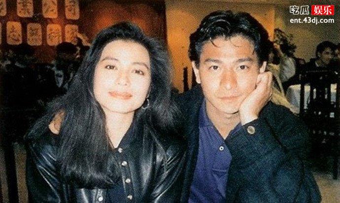 刘德华与钟楚红合照