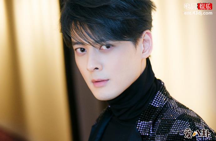 男演员郭品超