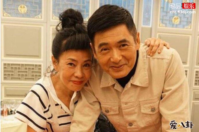 周润发老婆是干嘛的 