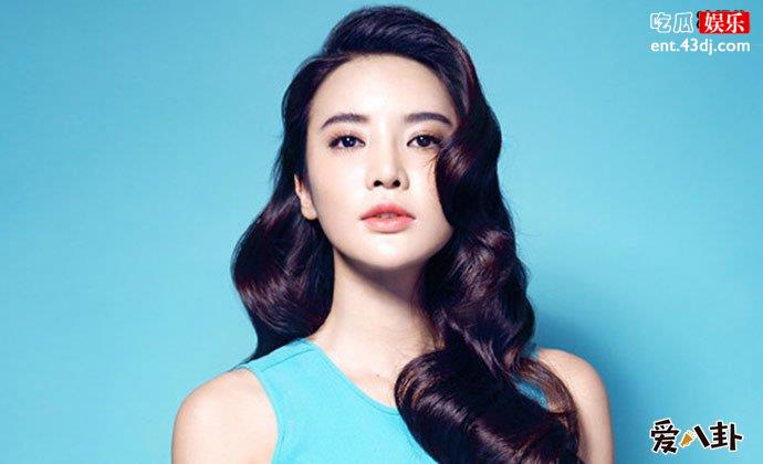 女演员张璇