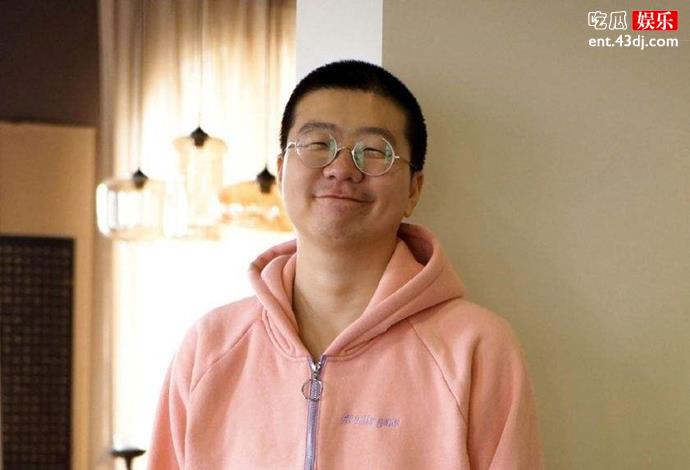 李诞求加彭磊微信