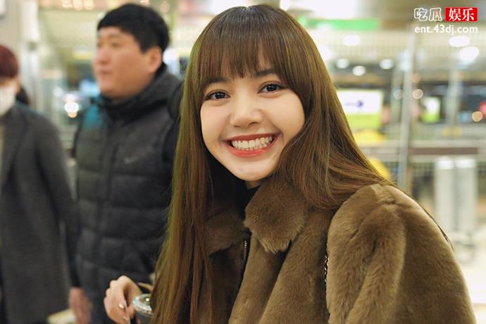 lisa是怎么红起来的