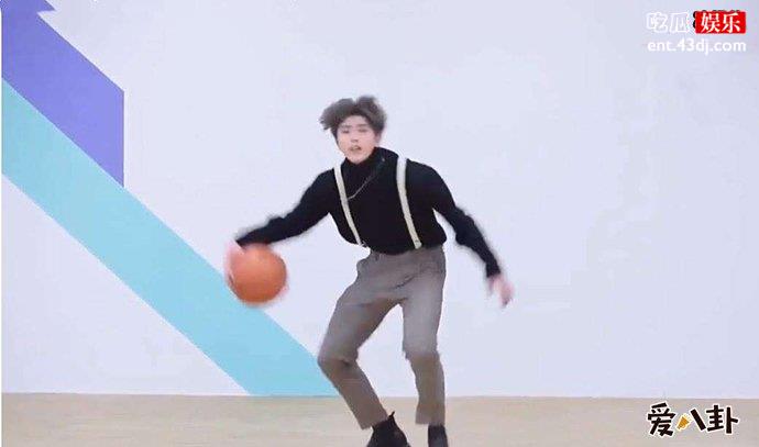 蔡徐坤打篮球是什么梗