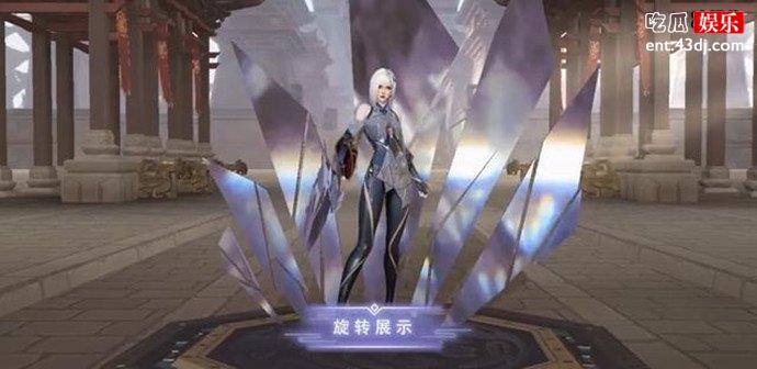 镜是之前的英雄曜的姐姐