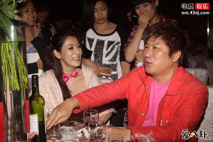 胡瓜老婆是丁荣安吗