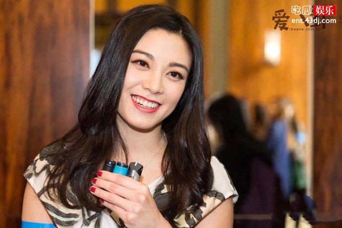 廖碧儿为何狂甩陈豪