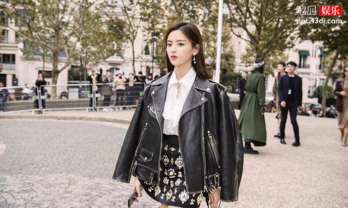 为什么杨超越不选择继续上学