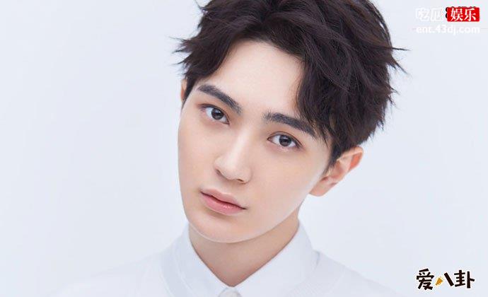 演员王术一原名王哲宇