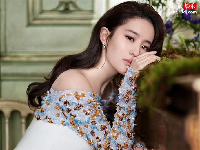 刘亦菲唯一华人面孔入选好莱坞