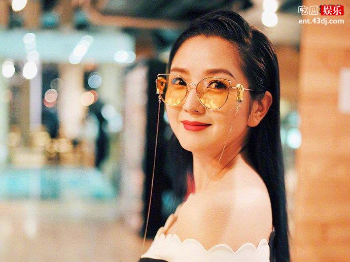 同是05届超女何洁为什么混得这么差
