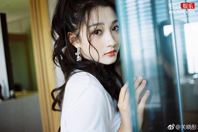 关晓彤