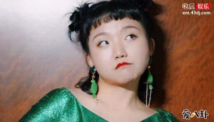 辣目洋子写真