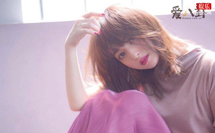 佐佐木希遭出轨家暴为何不于渡部建离婚