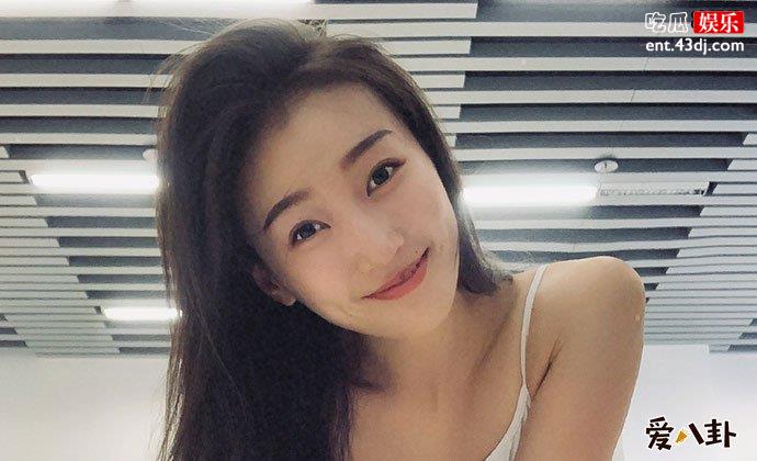 郝若琦生活照
