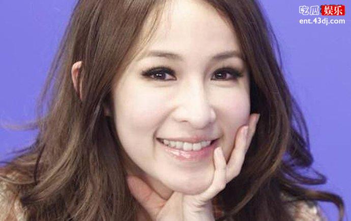 萧亚轩凌晨发视频