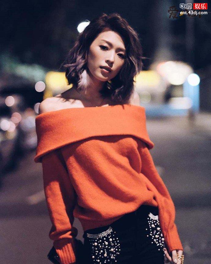 连诗雅被大家称为集邮女