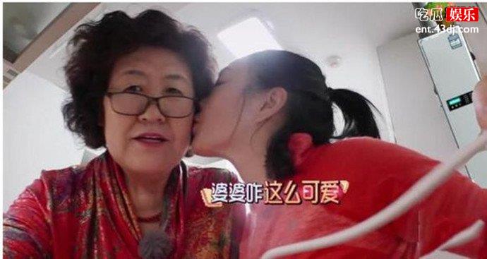 钟丽缇和张伦硕妈妈