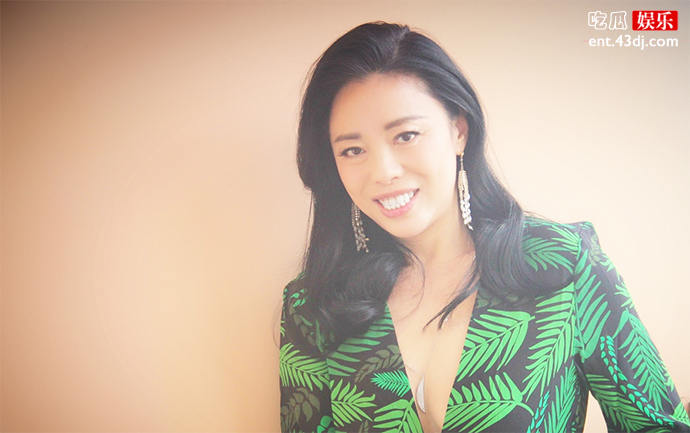 黄绮珊有过几段婚姻