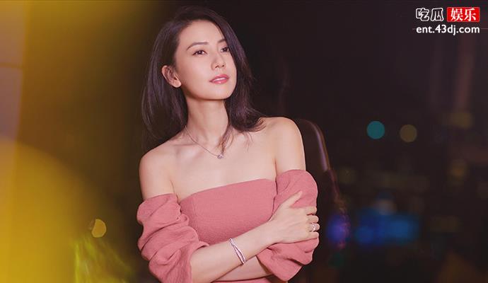 高圆圆被星探发现