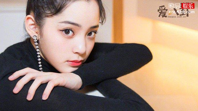 何炅称欧阳娜娜演技比其他人好