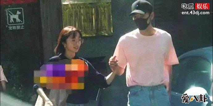 胡冰卿陈星旭当街十指紧扣甜蜜爆表