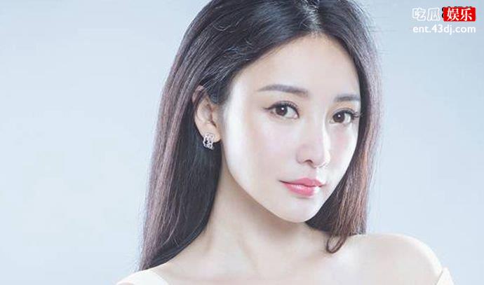 柳岩性感照片