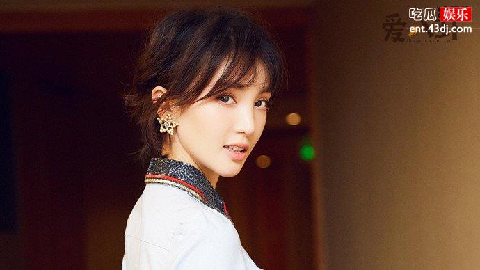 金晨嘴歪被质疑整容