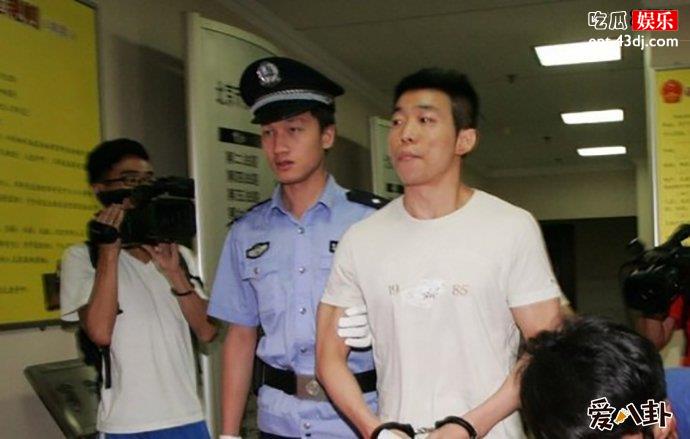 白静乔宇是什么关系