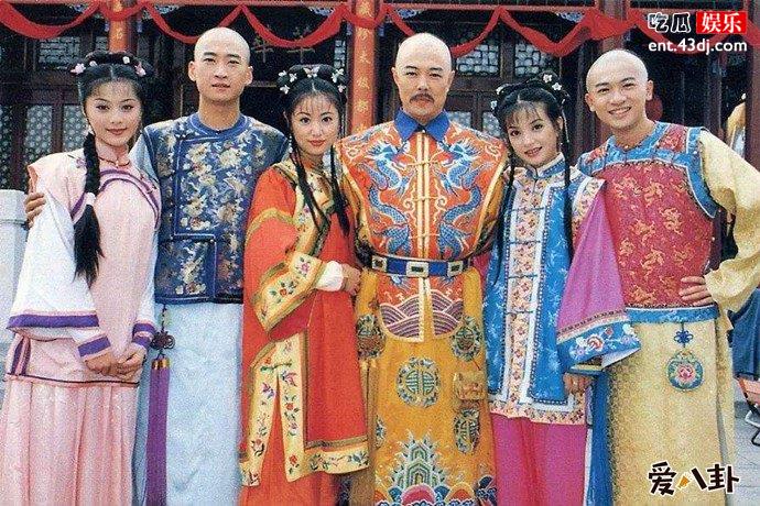 还珠格格周杰林心如等人剧照
