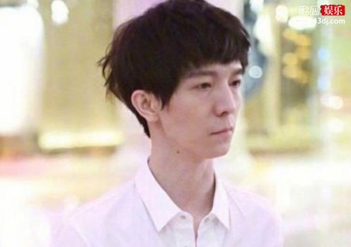 郭敬明近照