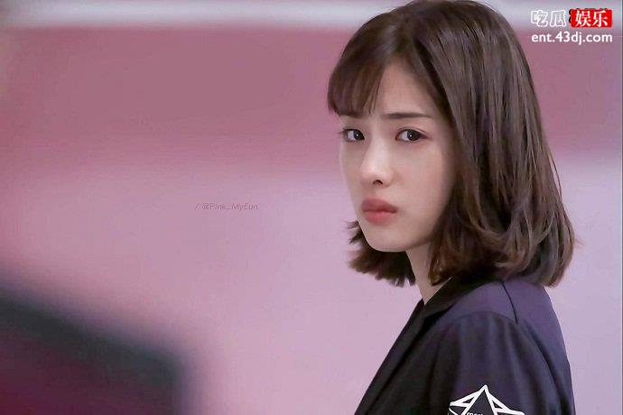 石原里美在《非自然死亡》中的剧照，她的泪已经成为剧中的经典
