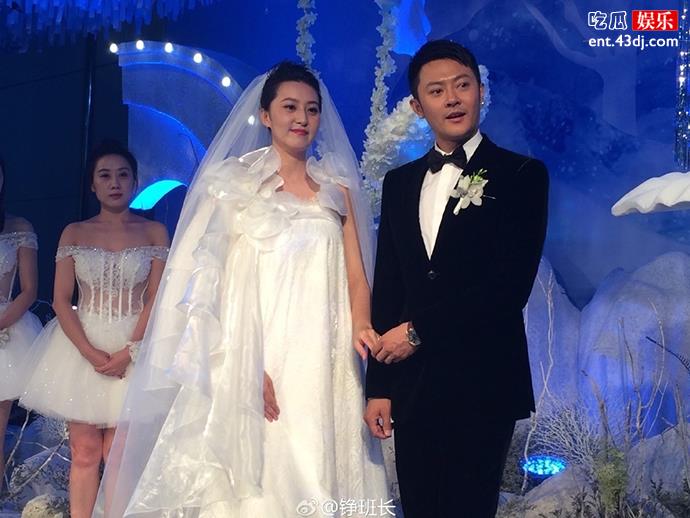 印小天与骗婚女主哈琳娜结婚照