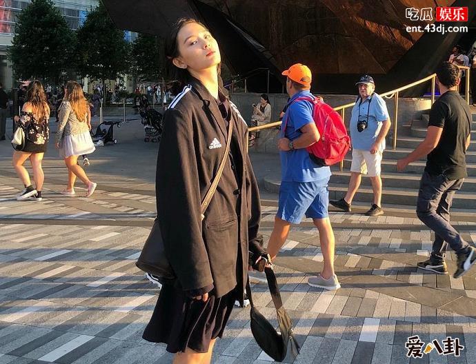 宋威龙绯闻女友赵佳丽