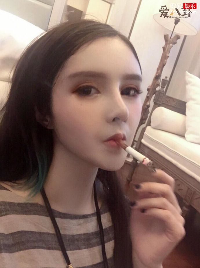 曾经最火的非主流网红沉珂