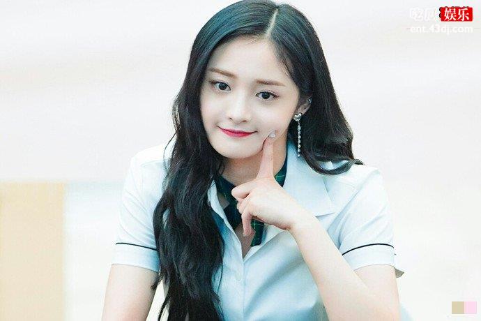 周洁琼是怎么出道的