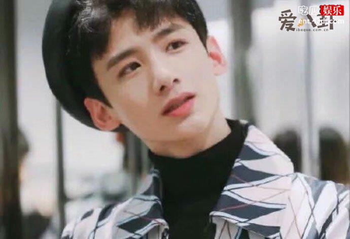 白敬亭很爱钱吗